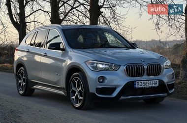 Внедорожник / Кроссовер BMW X1 2015 в Шумске
