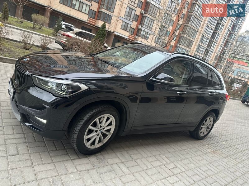 Позашляховик / Кросовер BMW X1 2022 в Дніпрі