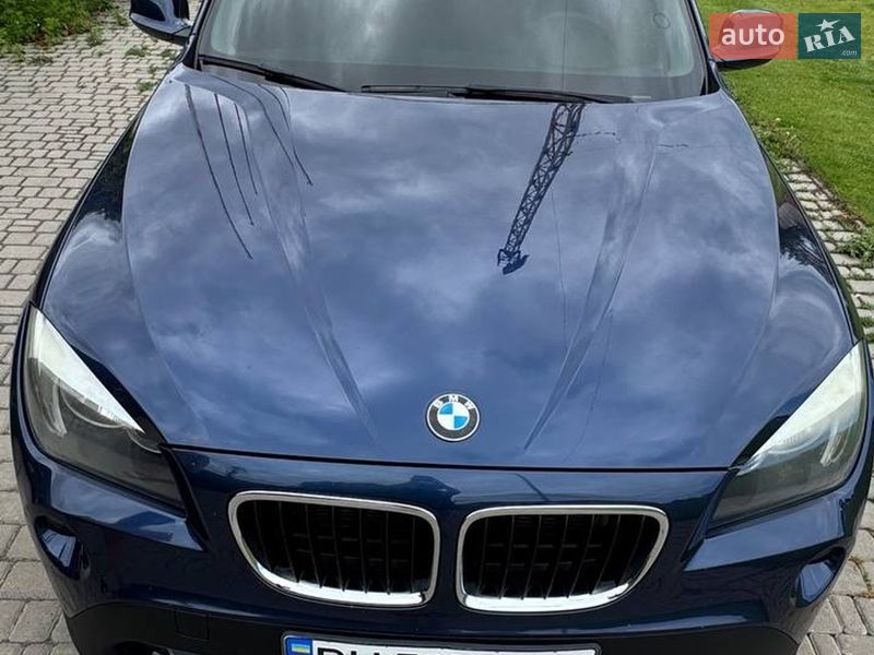 Внедорожник / Кроссовер BMW X1 2010 в Одессе