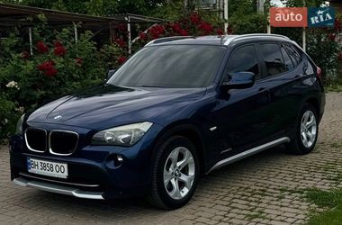 Внедорожник / Кроссовер BMW X1 2010 в Одессе