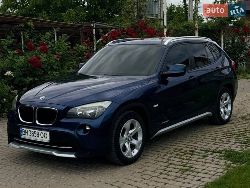 Внедорожник / Кроссовер BMW X1 2010 в Одессе