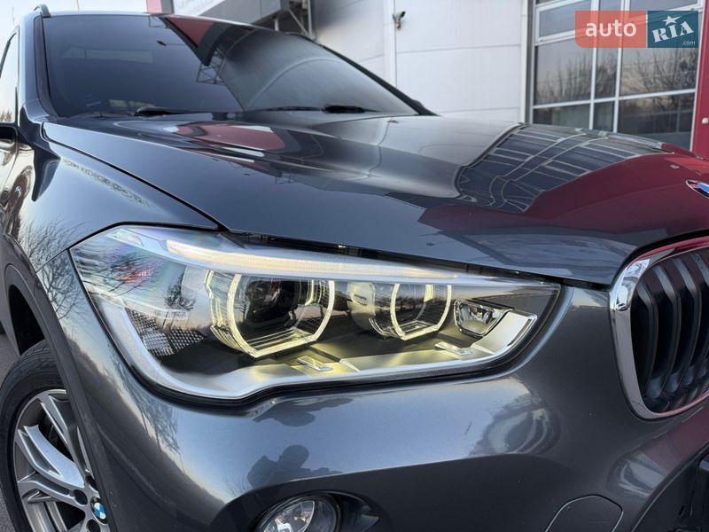 Внедорожник / Кроссовер BMW X1 2019 в Киеве