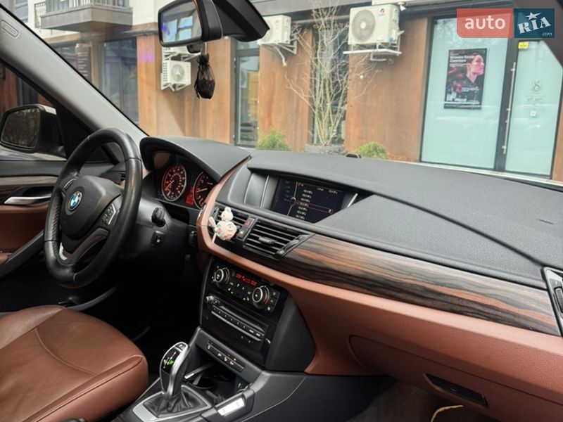 Внедорожник / Кроссовер BMW X1 2013 в Ивано-Франковске