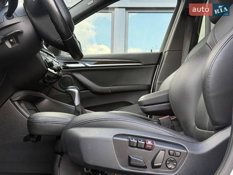 Позашляховик / Кросовер BMW X1 2017 в Рівному