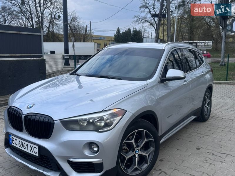 Позашляховик / Кросовер BMW X1 2016 в Львові фото Позашляховик / Кросовер BMW X1 2016 в Львові