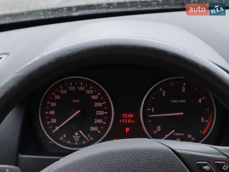 Позашляховик / Кросовер BMW X1 2010 в Києві