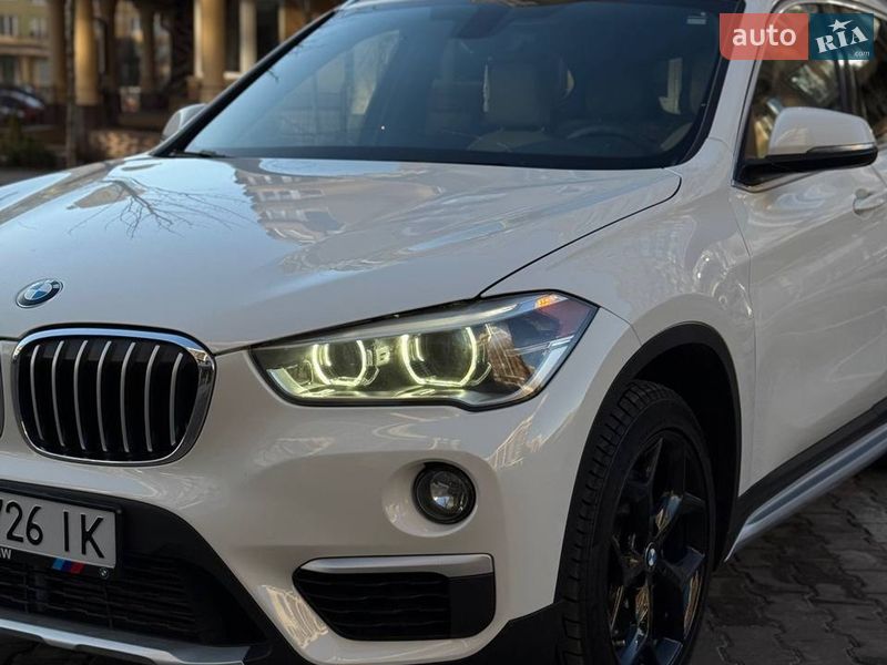 Позашляховик / Кросовер BMW X1 2018 в Києві фото 9 Позашляховик / Кросовер BMW X1 2018 в Києві