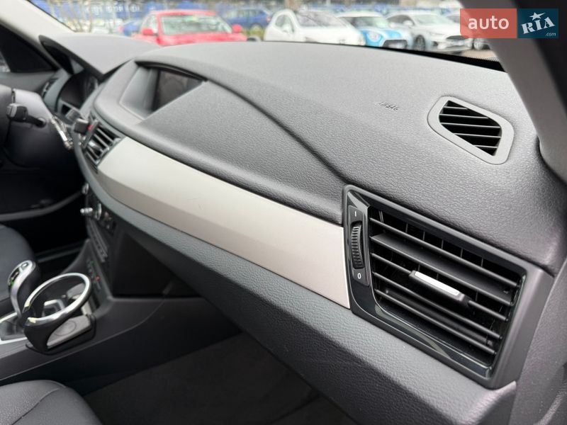 Позашляховик / Кросовер BMW X1 2012 в Києві