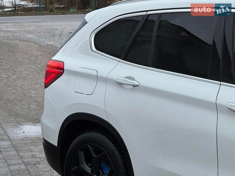 Внедорожник / Кроссовер BMW X1 2016 в Коломые