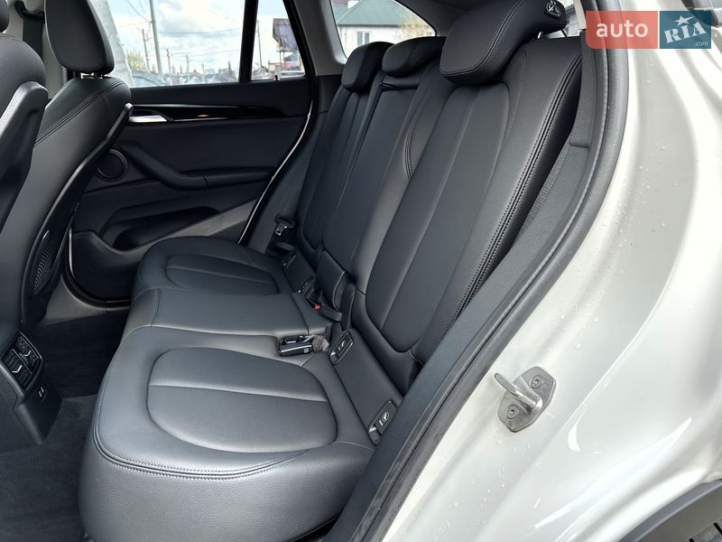 Внедорожник / Кроссовер BMW X1 2022 в Киеве фото 60 Внедорожник / Кроссовер BMW X1 2022 в Киеве