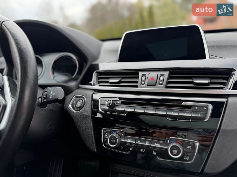 Позашляховик / Кросовер BMW X1 2018 в Львові