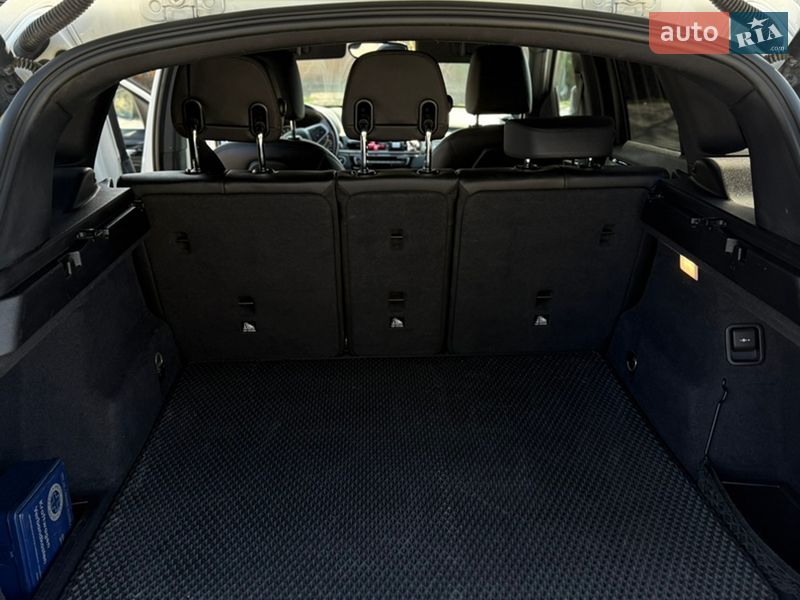 Внедорожник / Кроссовер BMW X1 2017 в Ровно