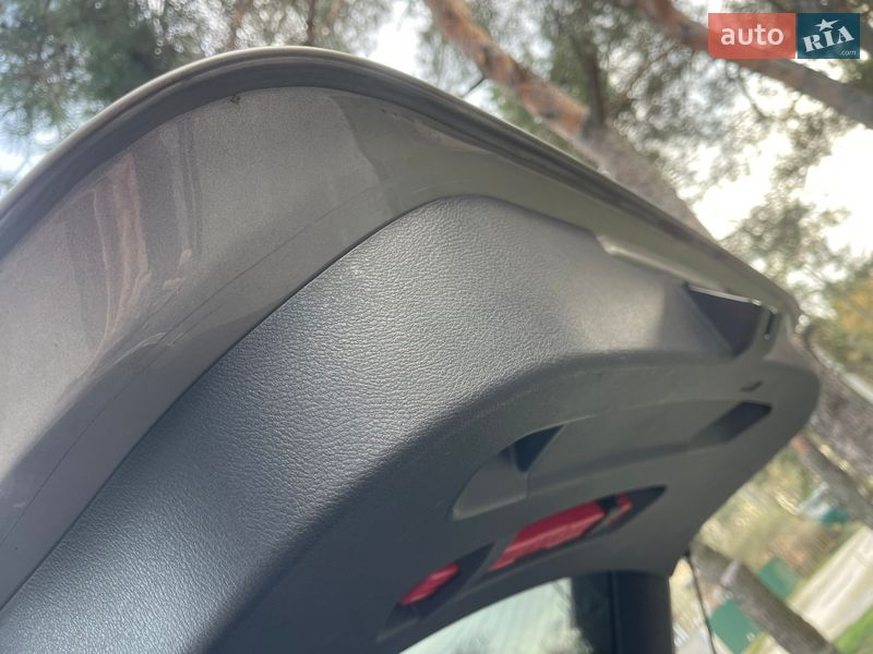 Внедорожник / Кроссовер BMW X1 2010 в Броварах