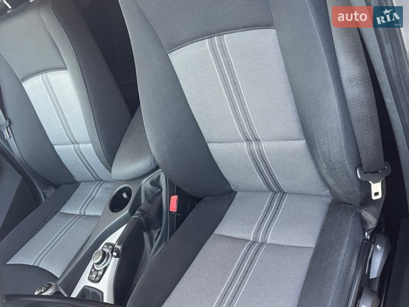 Внедорожник / Кроссовер BMW X1 2010 в Броварах