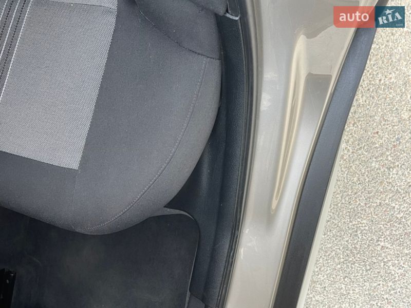 Внедорожник / Кроссовер BMW X1 2010 в Броварах