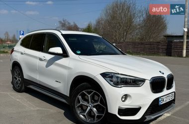 Позашляховик / Кросовер BMW X1 2017 в Рівному