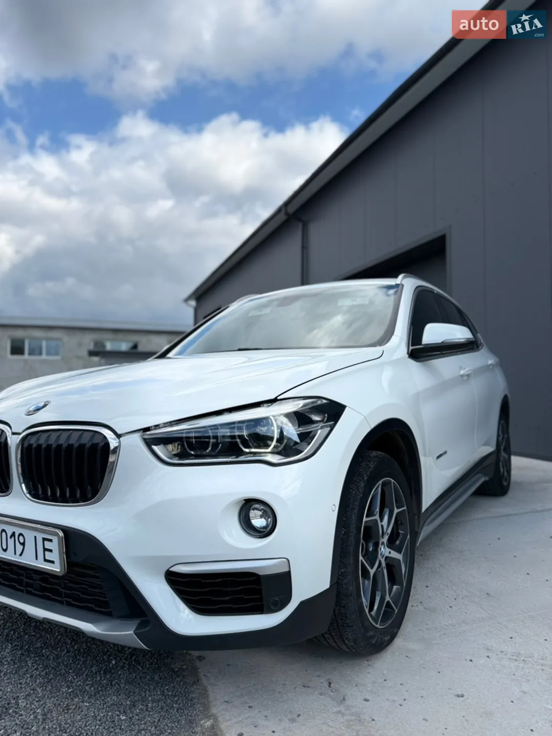 2017 BMW X1 - мініатюра 10