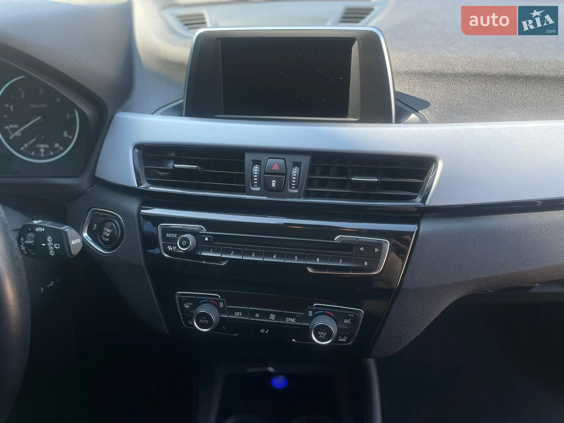 2015 BMW X1 - мініатюра 24