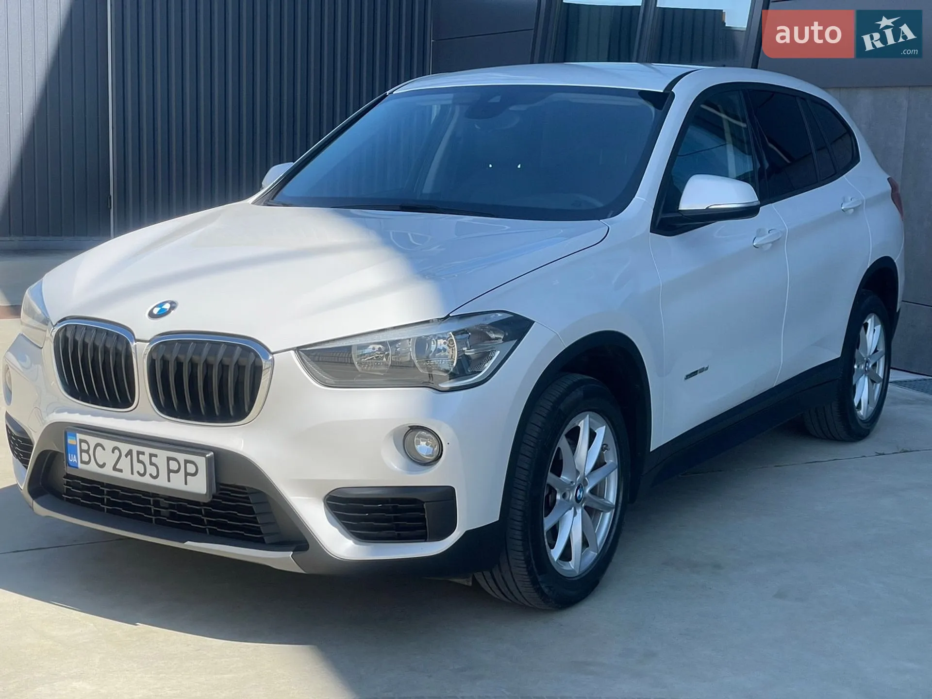 2015 BMW X1 - мініатюра 2