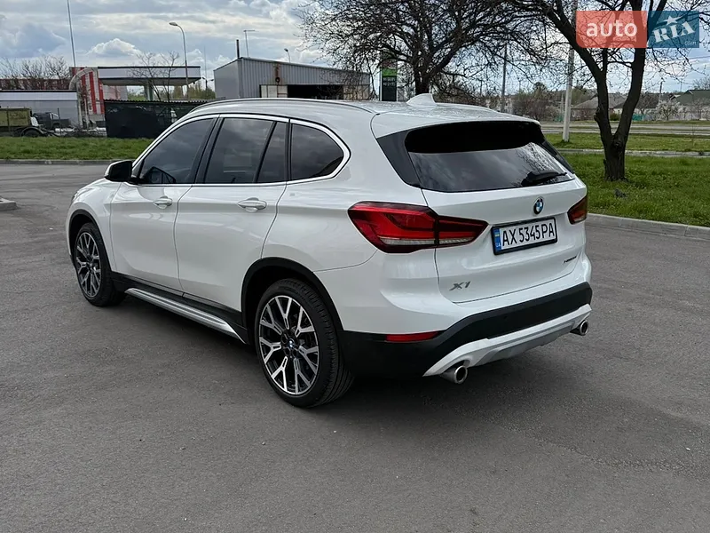 BMW X1 2021 VIN WBXJG9C07M5U40101 фото оголошення 6 з 122