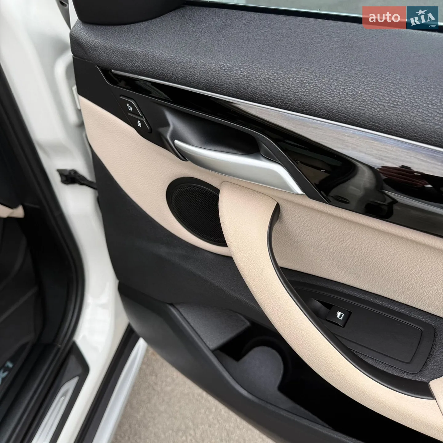 2021 BMW X1 - мініатюра 48