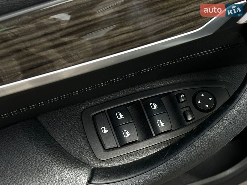 Внедорожник / Кроссовер BMW X1 2016 в Львове
