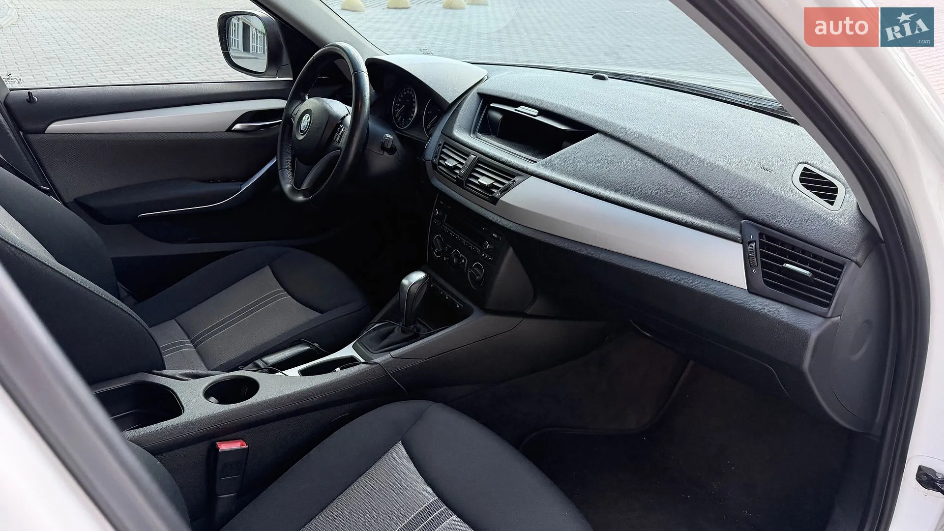 2010 BMW X1 - мініатюра 11