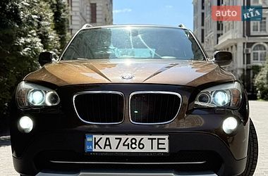 Позашляховик / Кросовер BMW X1 2011 в Києві