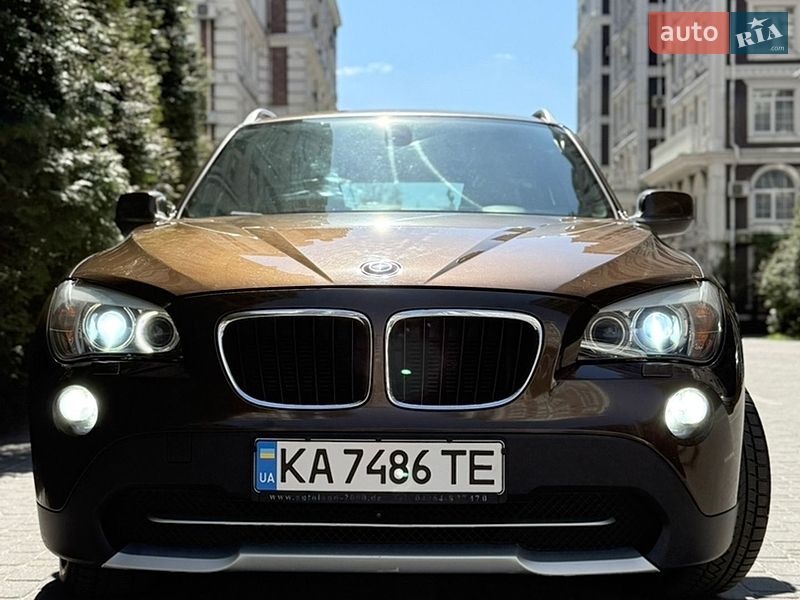 BMW X1 2011