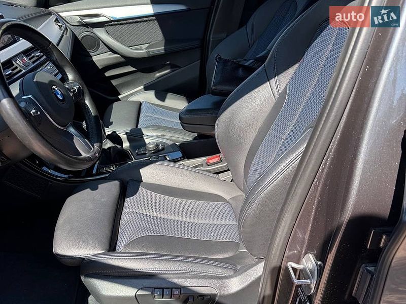 Внедорожник / Кроссовер BMW X1 2022 в Киеве