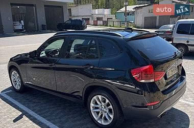 Внедорожник / Кроссовер BMW X1 2014 в Обухове