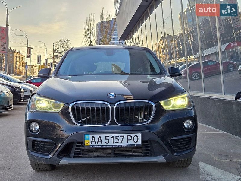 Внедорожник / Кроссовер BMW X1 2017 в Киеве