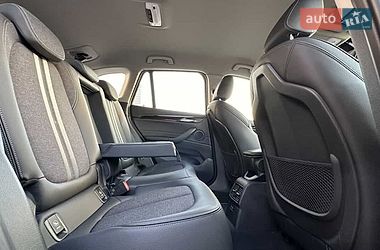 Внедорожник / Кроссовер BMW X1 2022 в Киеве