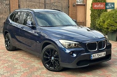 Внедорожник / Кроссовер BMW X1 2011 в Мукачево