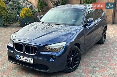 Внедорожник / Кроссовер BMW X1 2011 в Мукачево
