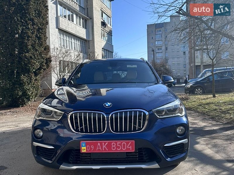 Внедорожник / Кроссовер BMW X1 2016 в Ивано-Франковске