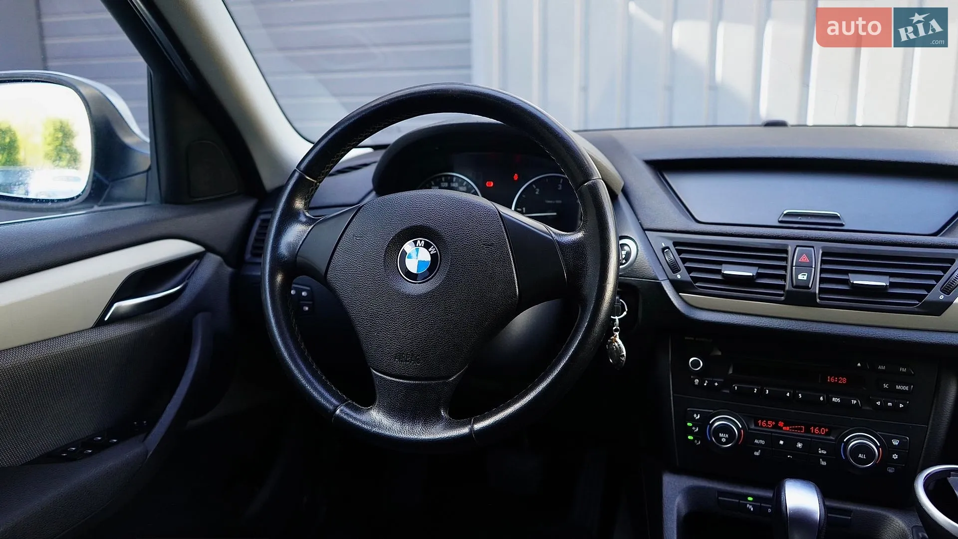 2011 BMW X1 - мініатюра 27