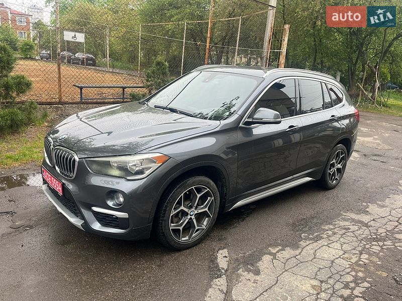 Внедорожник / Кроссовер BMW X1 2018 в Львове