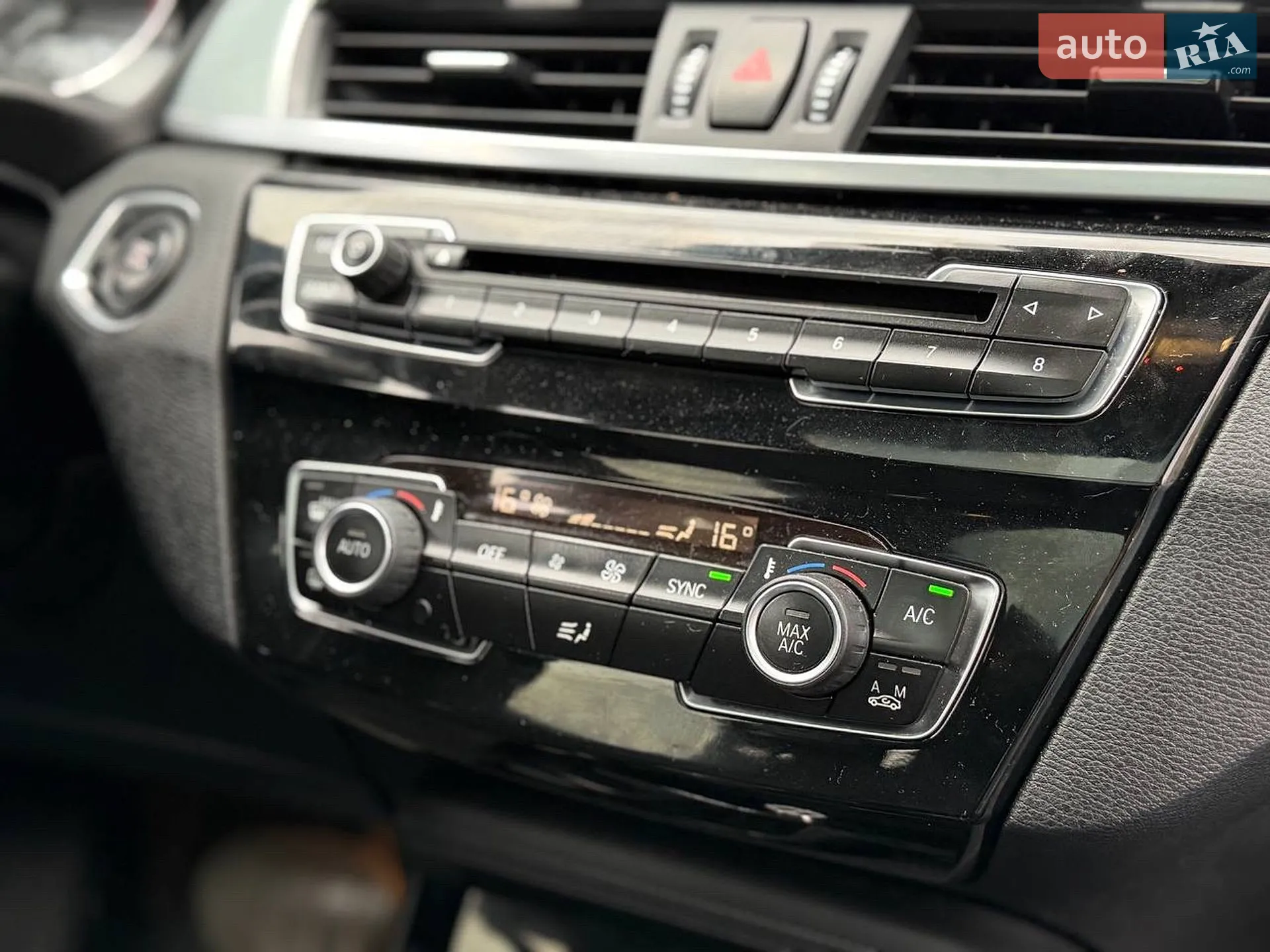 2016 BMW X1 - мініатюра 29