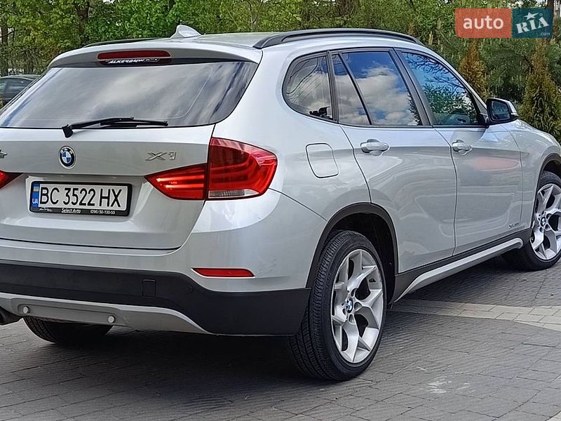 Внедорожник / Кроссовер BMW X1 2012 в Львове