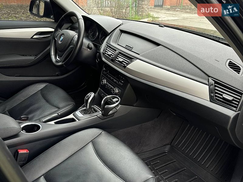 Внедорожник / Кроссовер BMW X1 2012 в Днепре