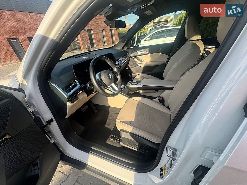 Внедорожник / Кроссовер BMW X1 2023 в Хмельницком