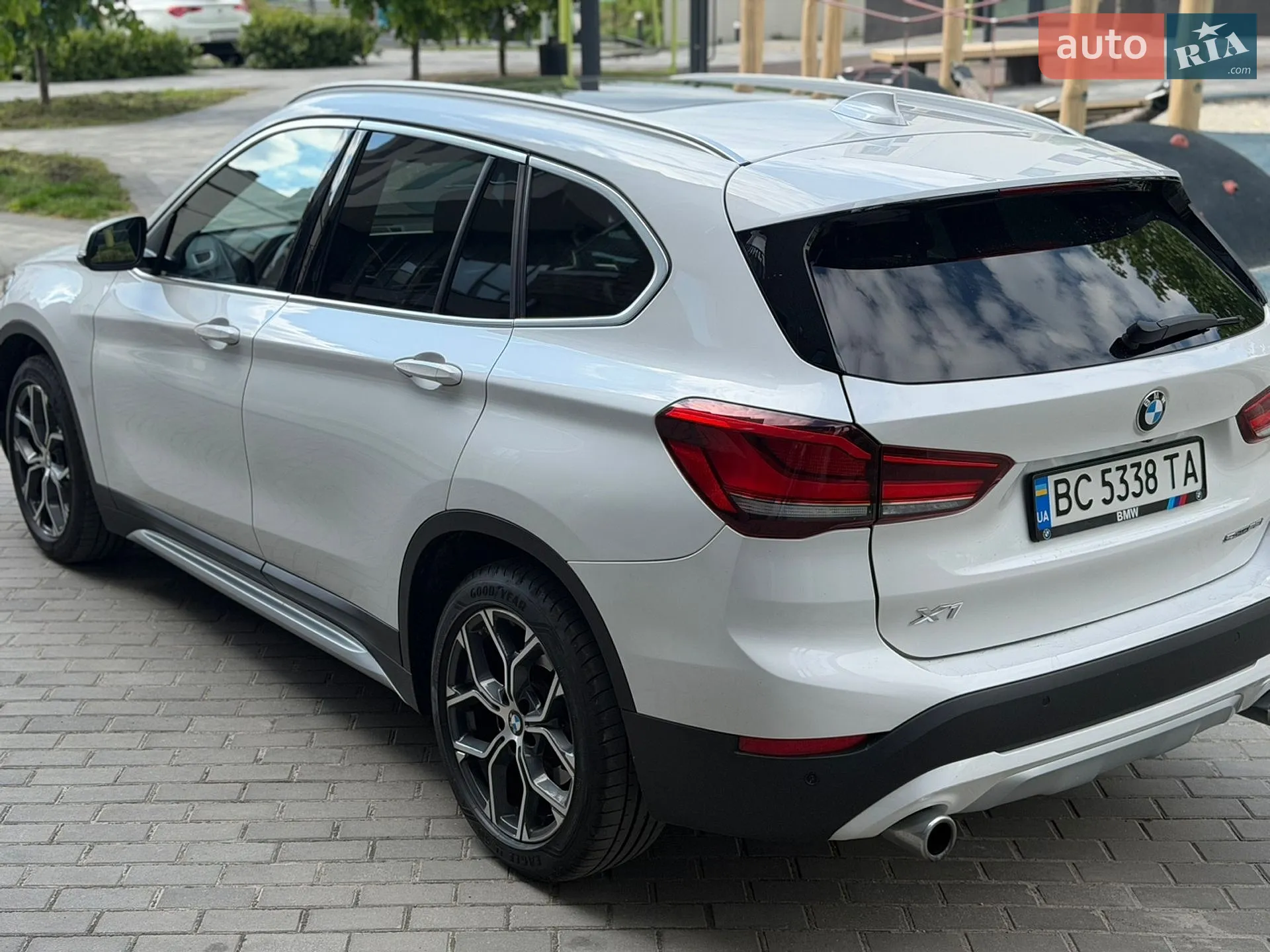 2021 BMW X1 - мініатюра 8