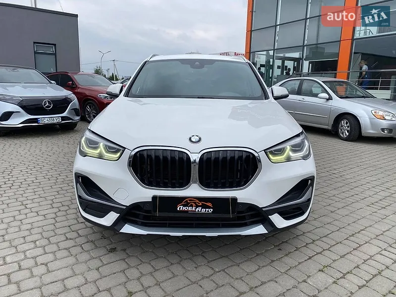 BMW X1 2020 VIN WBXJG9C0XL3L81037 фото оголошення 2 з 77