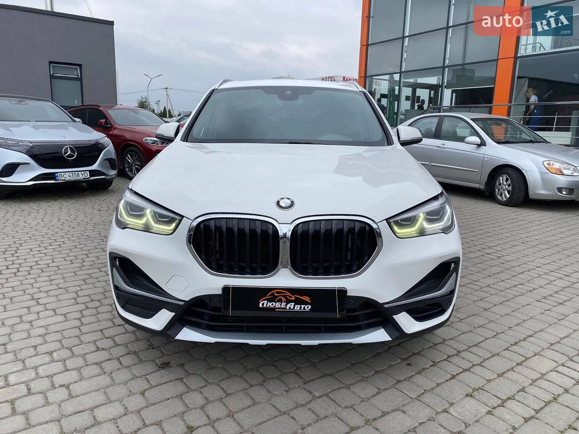 2020 BMW X1 - мініатюра 2
