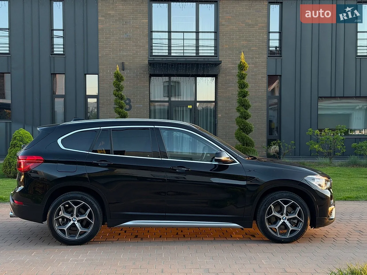 2017 BMW X1 - мініатюра 30