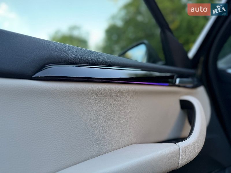 Внедорожник / Кроссовер BMW X1 2020 в Львове
