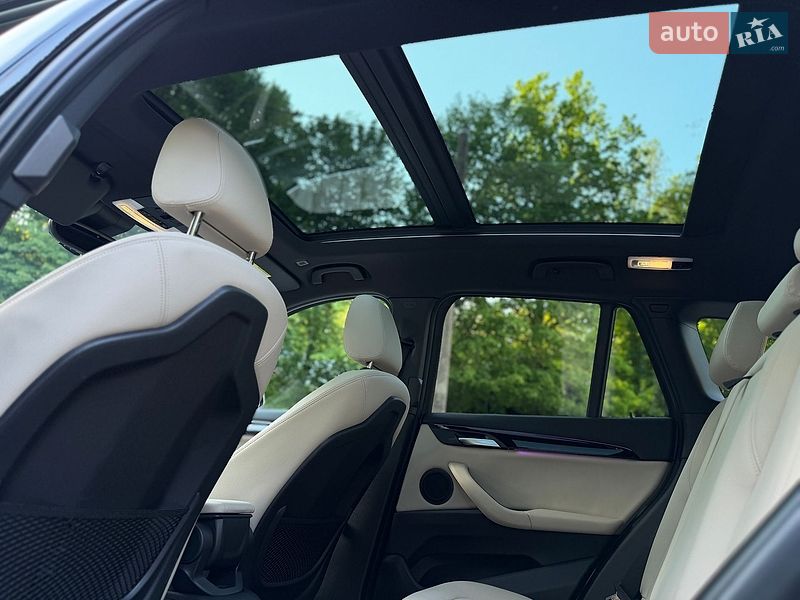 Внедорожник / Кроссовер BMW X1 2020 в Львове