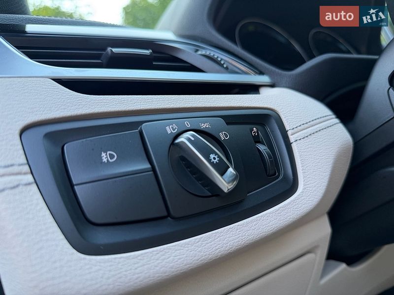 Внедорожник / Кроссовер BMW X1 2020 в Львове