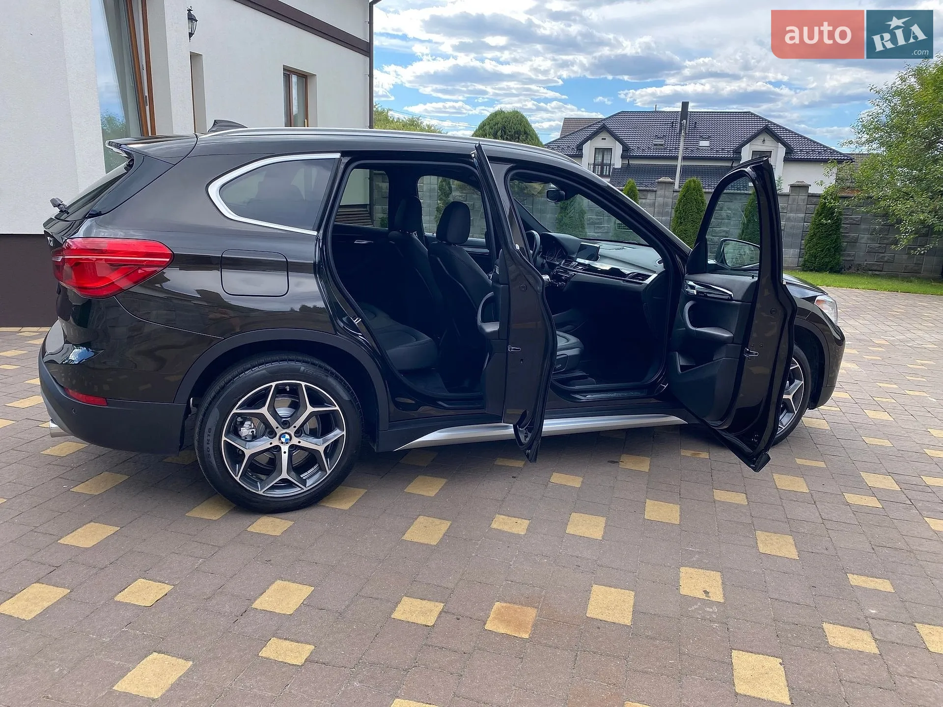 2017 BMW X1 - мініатюра 16